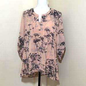 My Danielle || Woman’s Long sleeve , Black Floral ,Ruched detail Boho size S